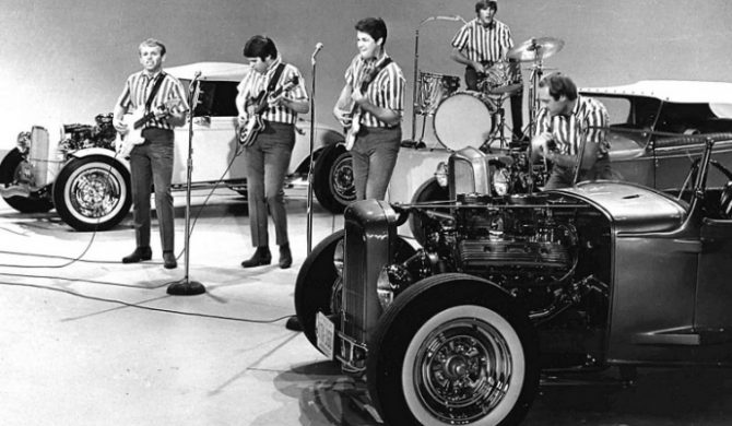 Kto chce pod choinkę podstarzałych rockamnów?