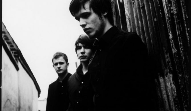 White Lies nie nagrają kolędy