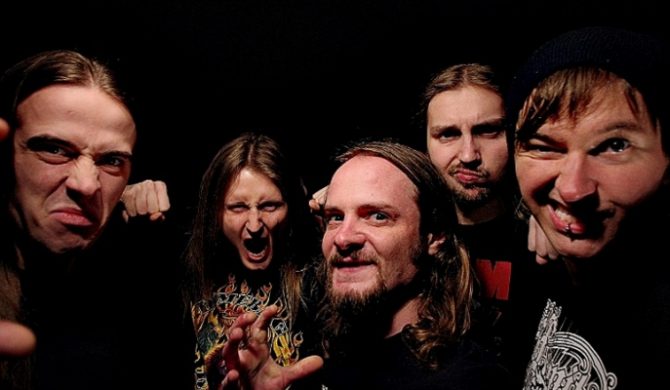 Nowy teledysk The Sixpounder