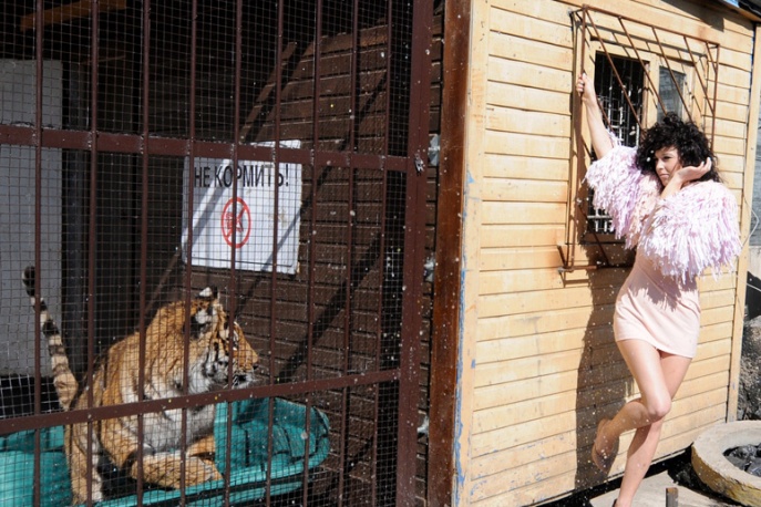 Ramona Rey z arią w barze mlecznym