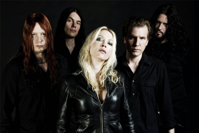 Arch Enemy rozstali się z gitarzystą