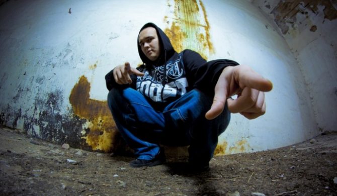 Nullo w singlu Fugol/Doych