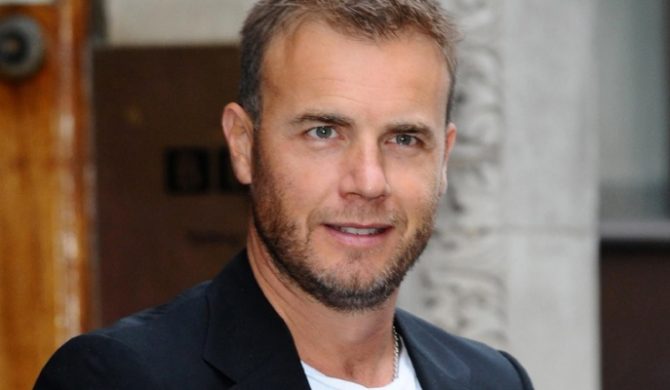 Gary Barlow króluje w Anglii