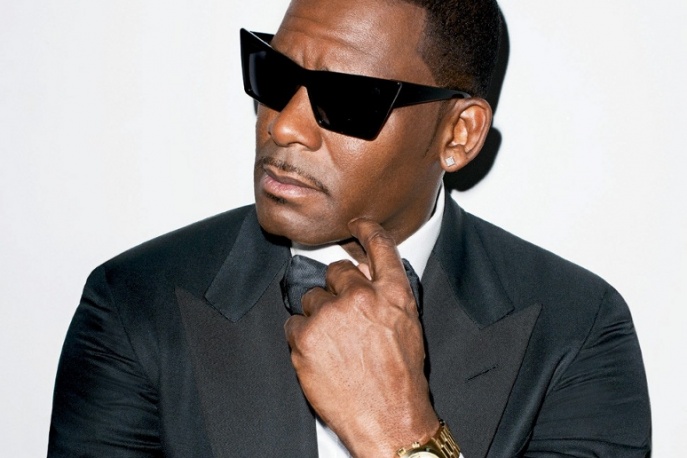 R Kelly winien państwu kilka milionów