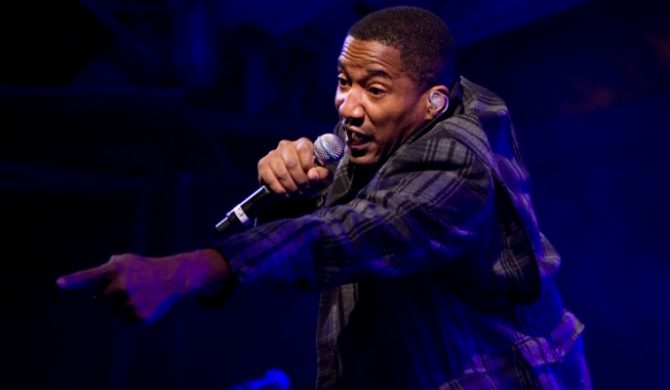 Q-Tip nagrywa z D`Angelo