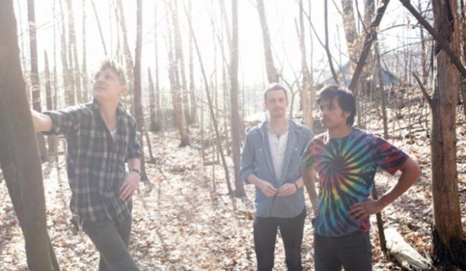 Album Yeasayer w sieci