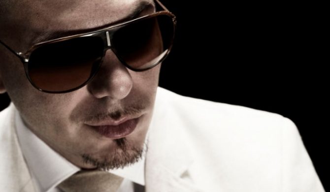 Pitbull na płycie Michaela Jacksona