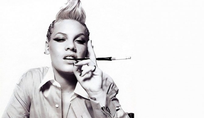 Jest drugi singiel Pink – audio