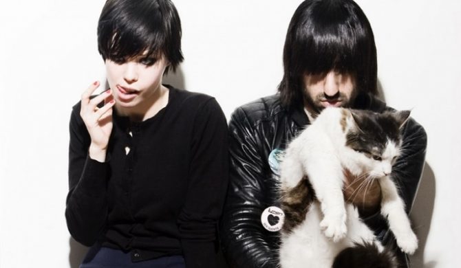 Kolejny utwór z nowej płyty Crystal Castles – audio