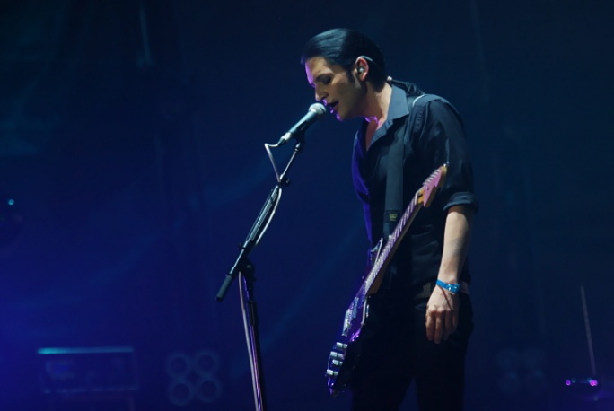 Placebo odwołuje koncerty. Molko chory.