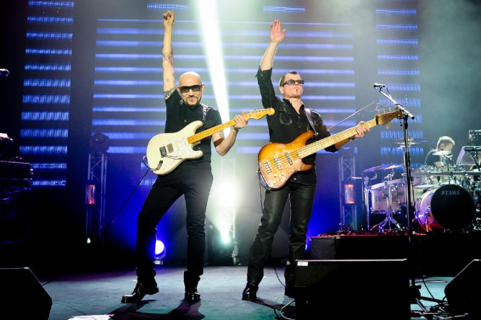 Nowy teledysk zespołu Kombii do piosenki „Krople 2012”