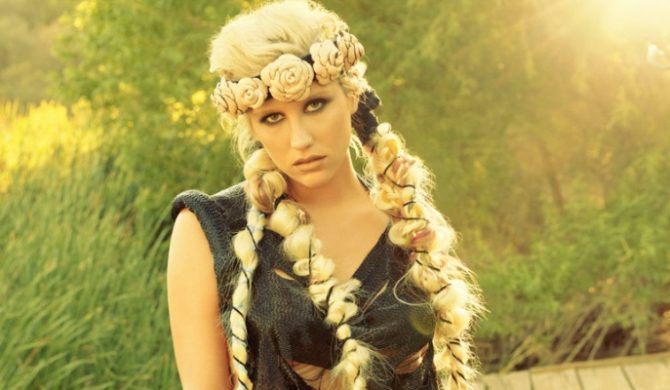 Singiel Ke$hy zdjęty z anteny po masakrze