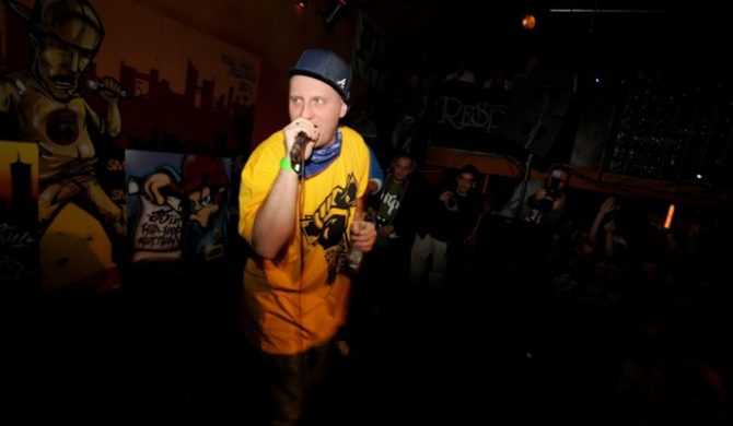 Numer Raz w teledysku WTM & CBR – video