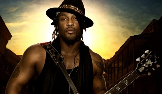 Nieplanowany koncert D`Angelo (VIDEO)