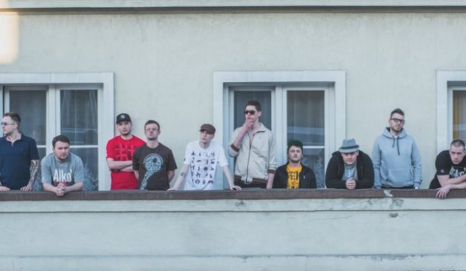 Ten Typ Mes – „Lepszy Żbik” (AUDIO)