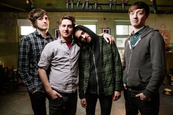 Hawk Eyes supportem System Of A Down