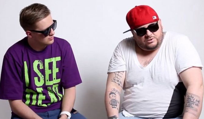 „Mam 35 lat, muszę zarabiać pengę” –  wywiad z Redem