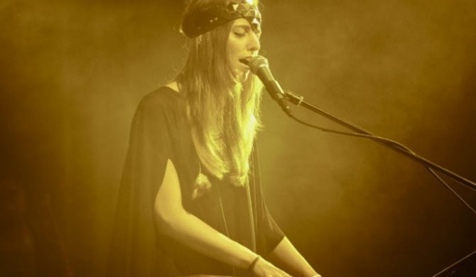 Noc Pragi: Kari Amirian w Hydrozagadce