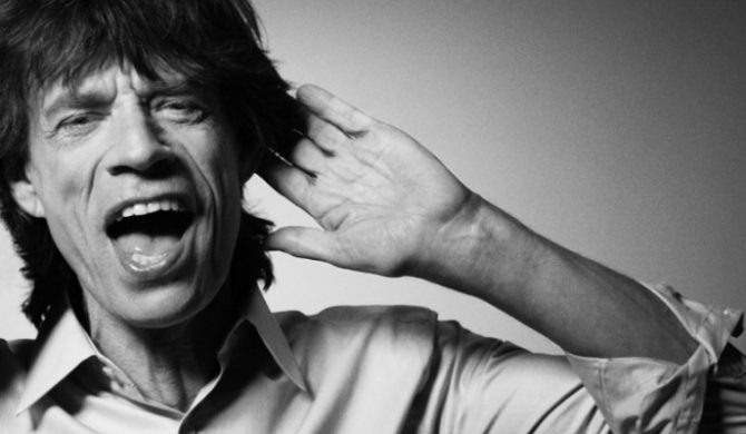 Kosmyk włosów Jaggera sprzedany za 4 000 funtów