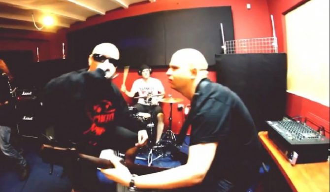 Małpa – „Intro P.S.” (wideo)