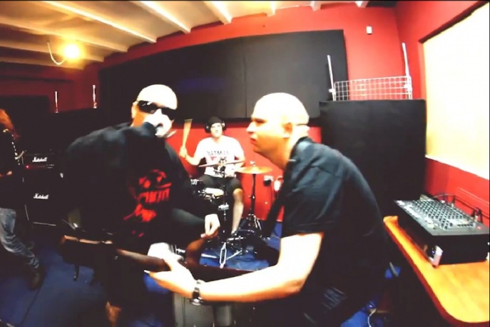 Małpa – „Intro P.S.” (wideo)