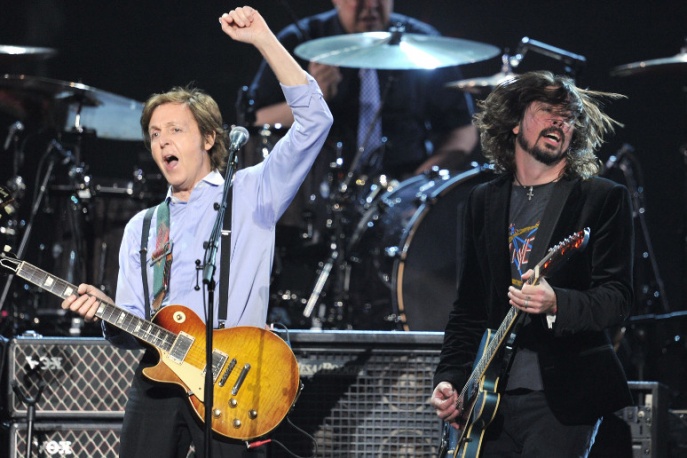Paul McCartney ponownie z muzykami Nirvany (wideo)