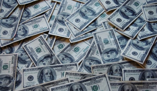 Exterminator nie zagra na Pozytywnych Wibracjach