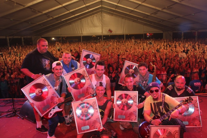 Enej z platynową płytą