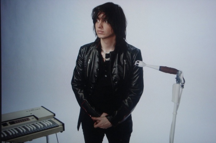 Julian Casablancas zwiastuje