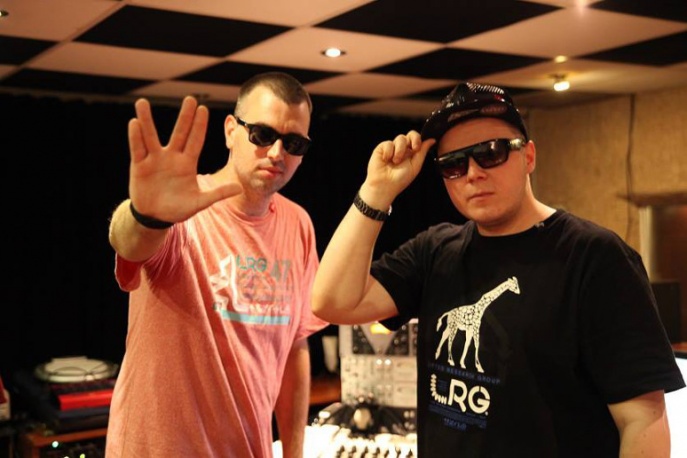 Tusz Na Rękach z bitami Donatana