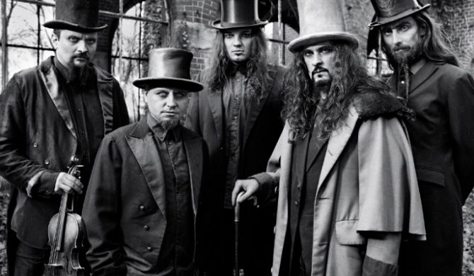 Hunter odbiera złotą płytę i już zapowiada nowy album