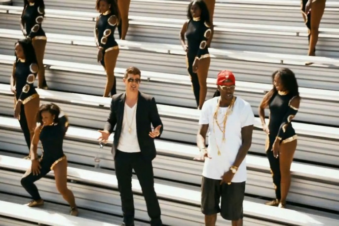 Robin Thicke – „Give It 2U” feat. Kendrick Lamar & 2 Chainz (wideo)