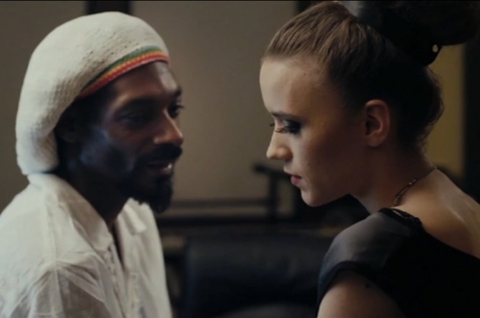 Nowy klip Izy Lach i Snoopa (wideo)