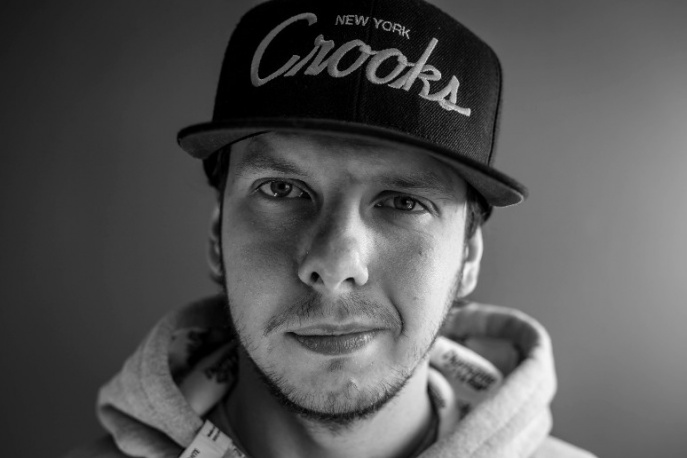 Rover – „Pęknięcie feat. WdoWa (wideo)