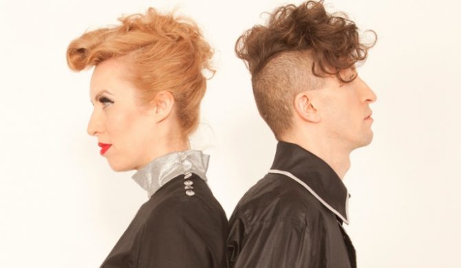 Plastic – posłuchaj płyty w Deezer