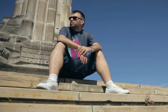 Tusz Na Rękach – „W brzuchu bestii” (wideo)