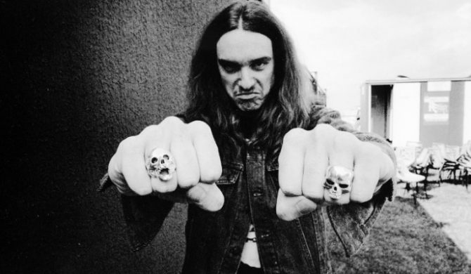 Biografia basisty Metalliki w sprzedaży od 6 listopada