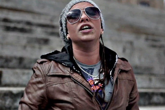 Rena – „Przejmij ster w swoje dłonie” feat. Gutek (wideo)