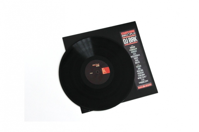 Na Andrzejki wosk z platynowymi bitami?