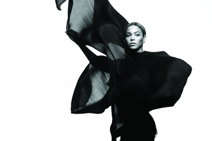 Beyonce już śpiewa nowe piosenki na żywo (wideo)