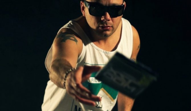 Dixon37 – „Nie zwariować” feat. Lukasyno, Bilon (wideo)