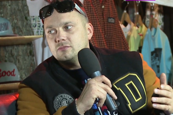 Bilon o „biznesmenach w krawatach” (wideo)