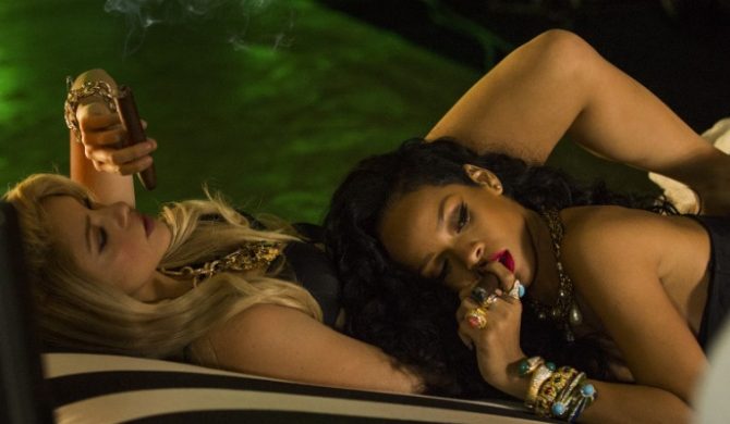 Shakira – „Can`t Remember To Forget You” feat. Rihanna (wideo)