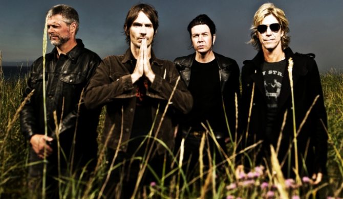 Walking Papers na Impact Festival