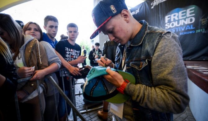 B.R.O: „Nie bawimy się w robienie produktu z muzyki”