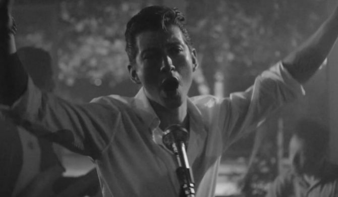 Arctic Monkeys – „Arabella” (wideo)