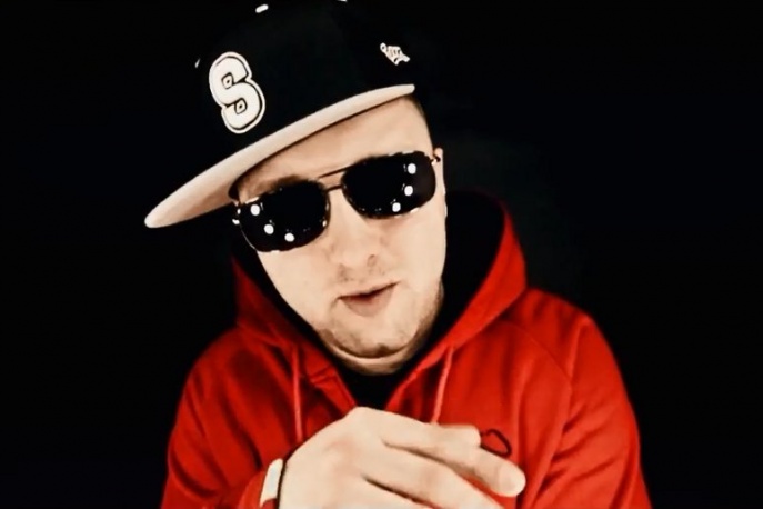 Shot – „Dziewczyna z sąsiedztwa” ft. Ola Flai (wideo)