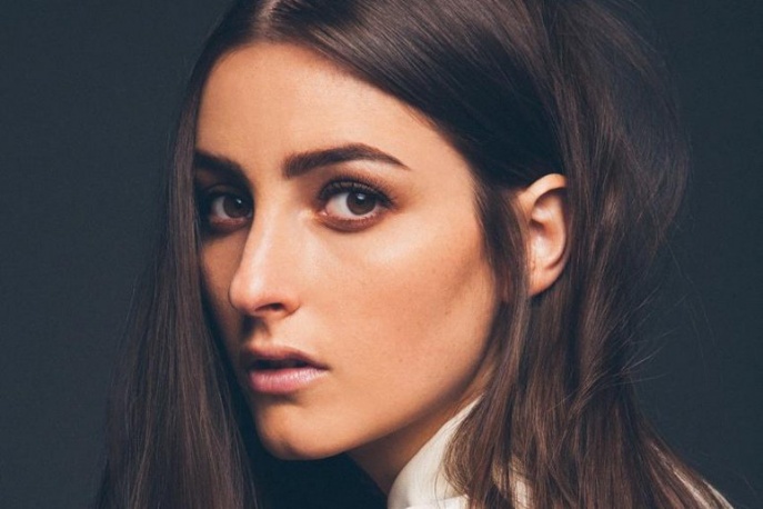 Banks coveruje Aaliyah (audio)