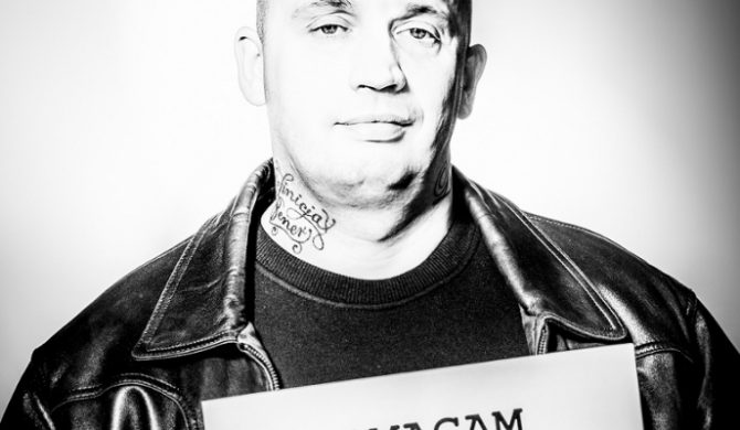 Peja ambasadorem akcji „Litr paliwa zamiast piwa”