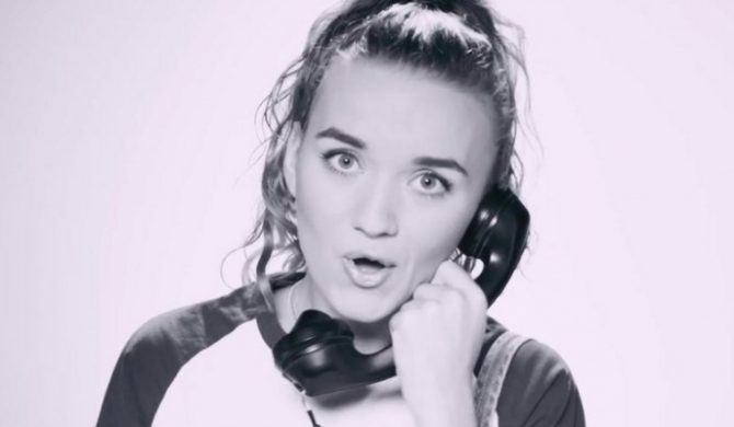 Iza Lach – „Hello I`m Ready” (wideo)